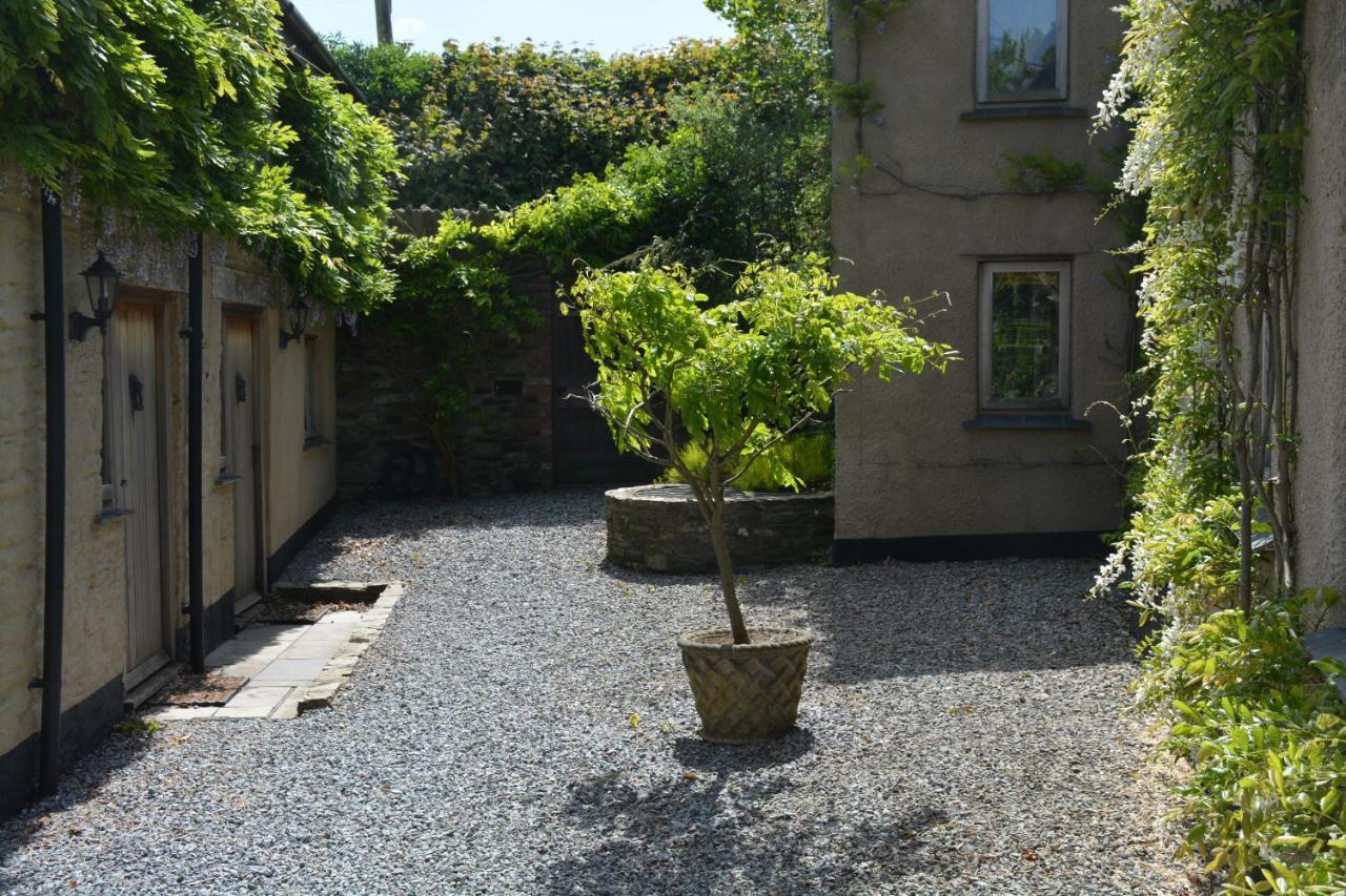 Kerswell Farmhouse トットネス エクステリア 写真